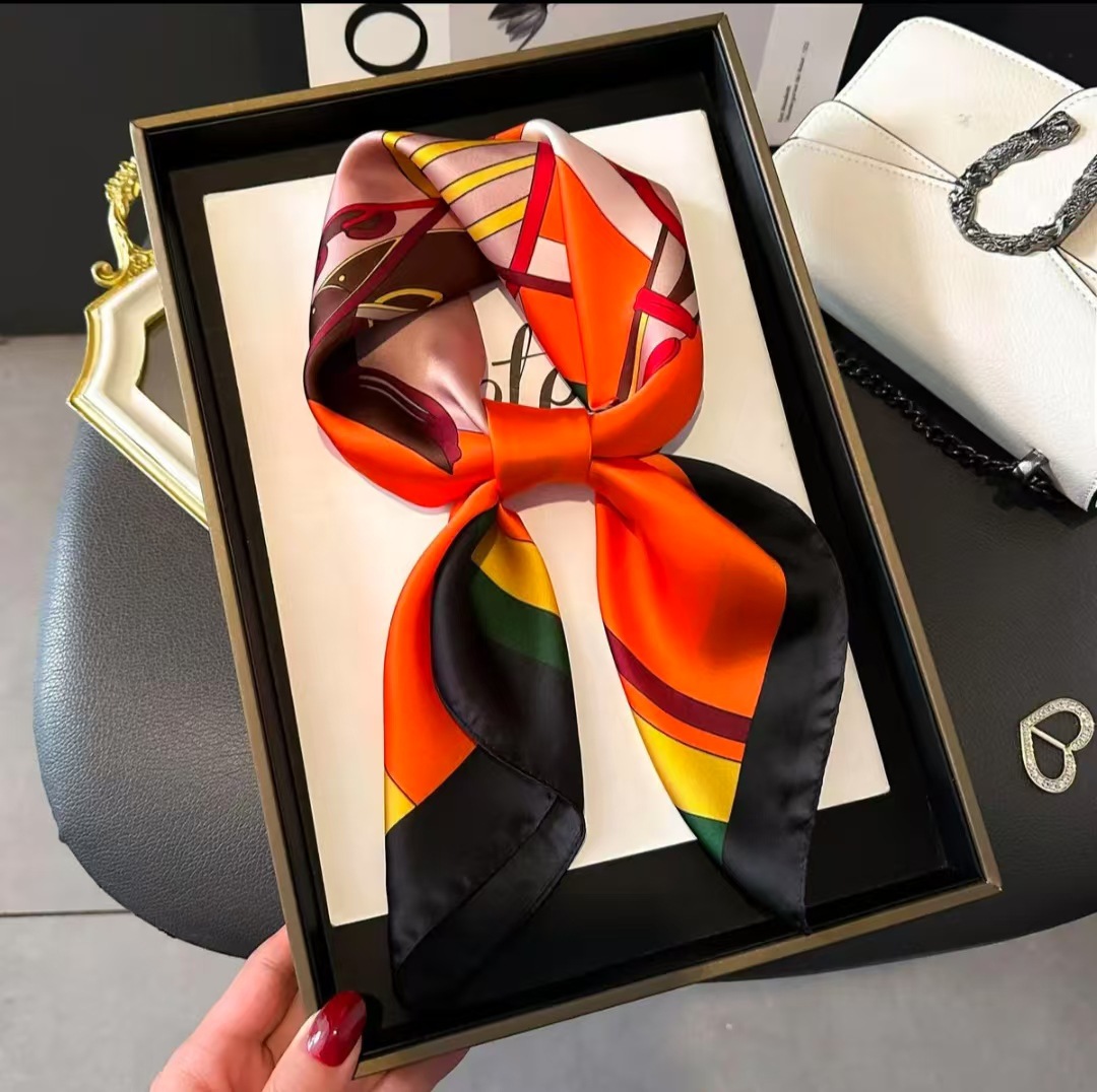 Шелковый квадратный платок для – обзор и цена Luxury Bags China